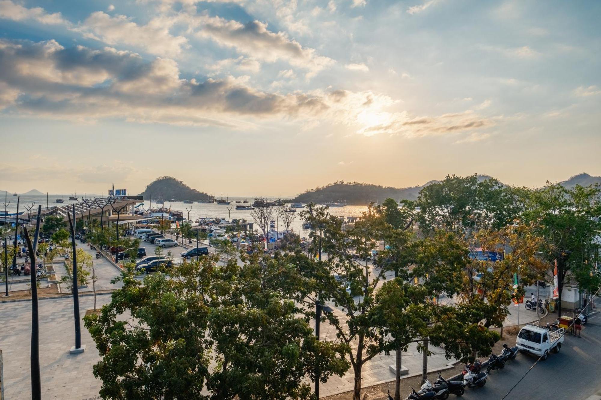 Dejavu 2.0 Hotel Bajo Komodo Labuan Bajo Exterior foto